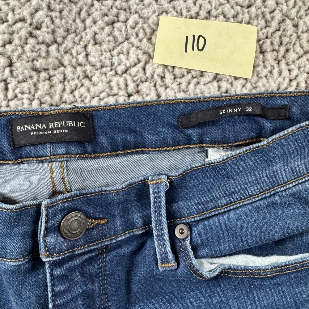 Banana Republic Blue Distressed Skinny Jeans size 32 - Picture 3 of 6